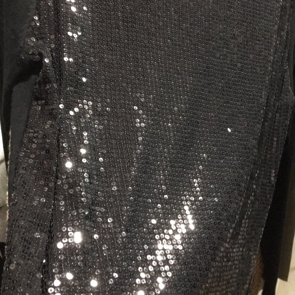 Tara Sweenen holiday sweater size L - Picture 5 of 5